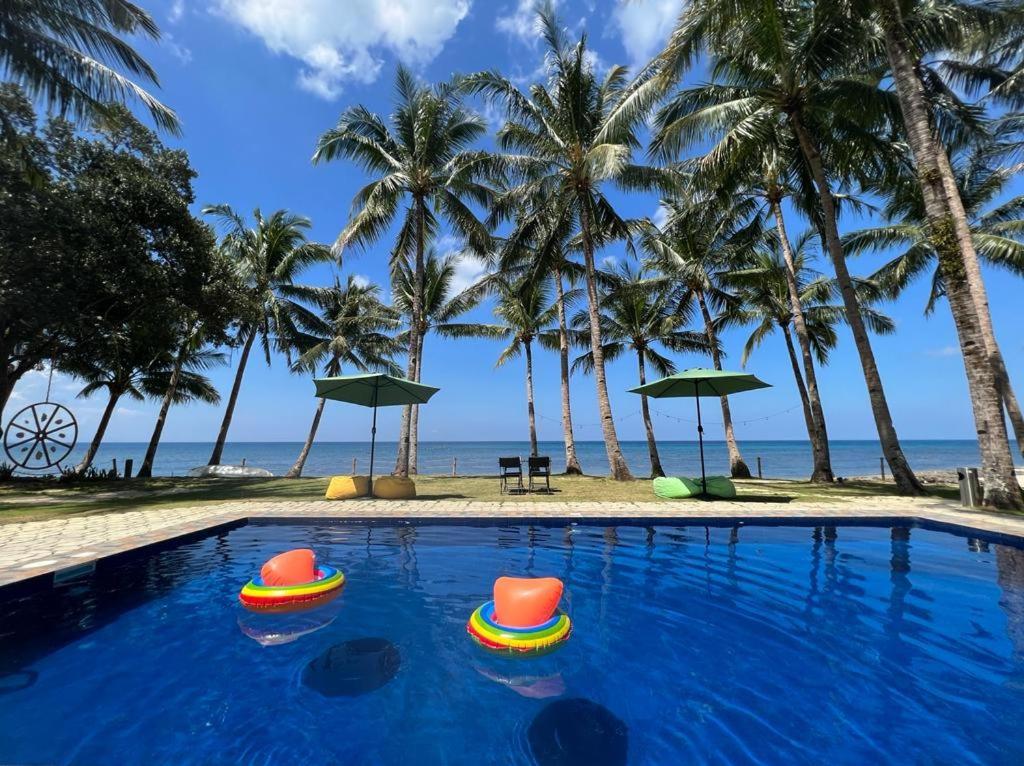 Antique Amor Bungalows & Villas Pandan Exterior foto